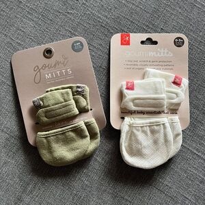NWT Goumi Kids Baby Mitts Set Artichoke Diamond Dots Cream SZ 0-3 mo Bamboo